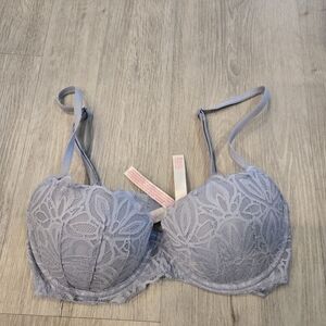 Victoria's Secret PINK Date Push-Up Lace Bra Size 32D